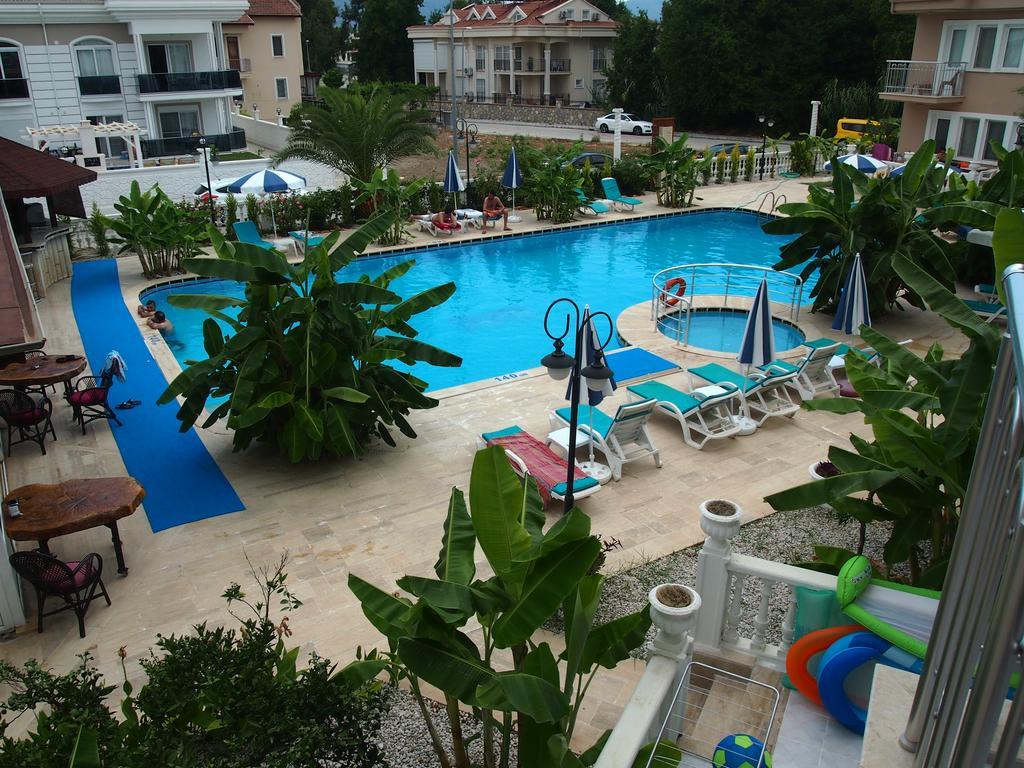 Ozcem Apart Aparthotel Fethiye Exteriör bild